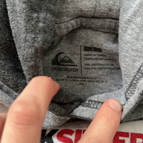 Pullover sweater - Picture 2 of 2